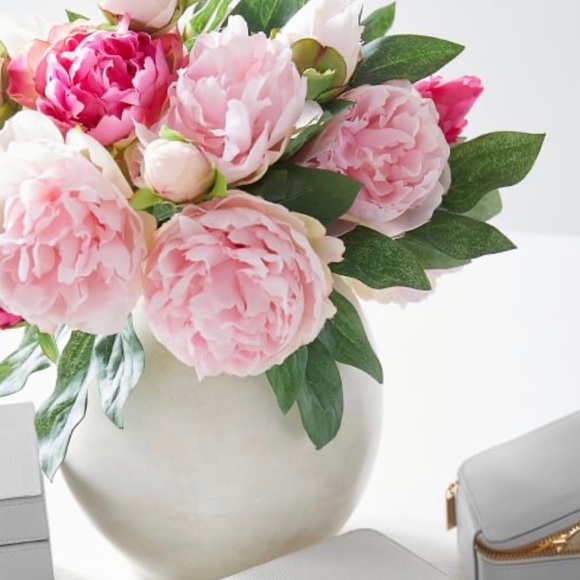 Pottery Barn Accents Pottery Barn Quinn Ceramic Vase Poshmark